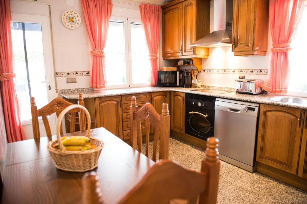 Chalet De 5 Habitaciones En La Sierra De Madrid El Olivo De Miraflores Miraflores de la Sierra Bagian luar foto